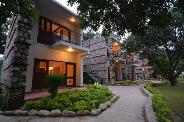 فندق Corbett National Parkفي  Corbett Suman Grand المظهر الخارجي الصورة