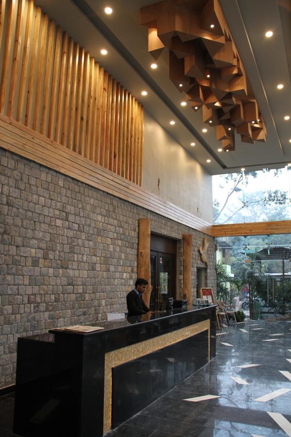 فندق Corbett National Parkفي  Corbett Suman Grand المظهر الخارجي الصورة