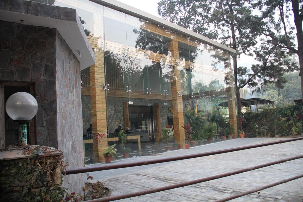 فندق Corbett National Parkفي  Corbett Suman Grand المظهر الخارجي الصورة